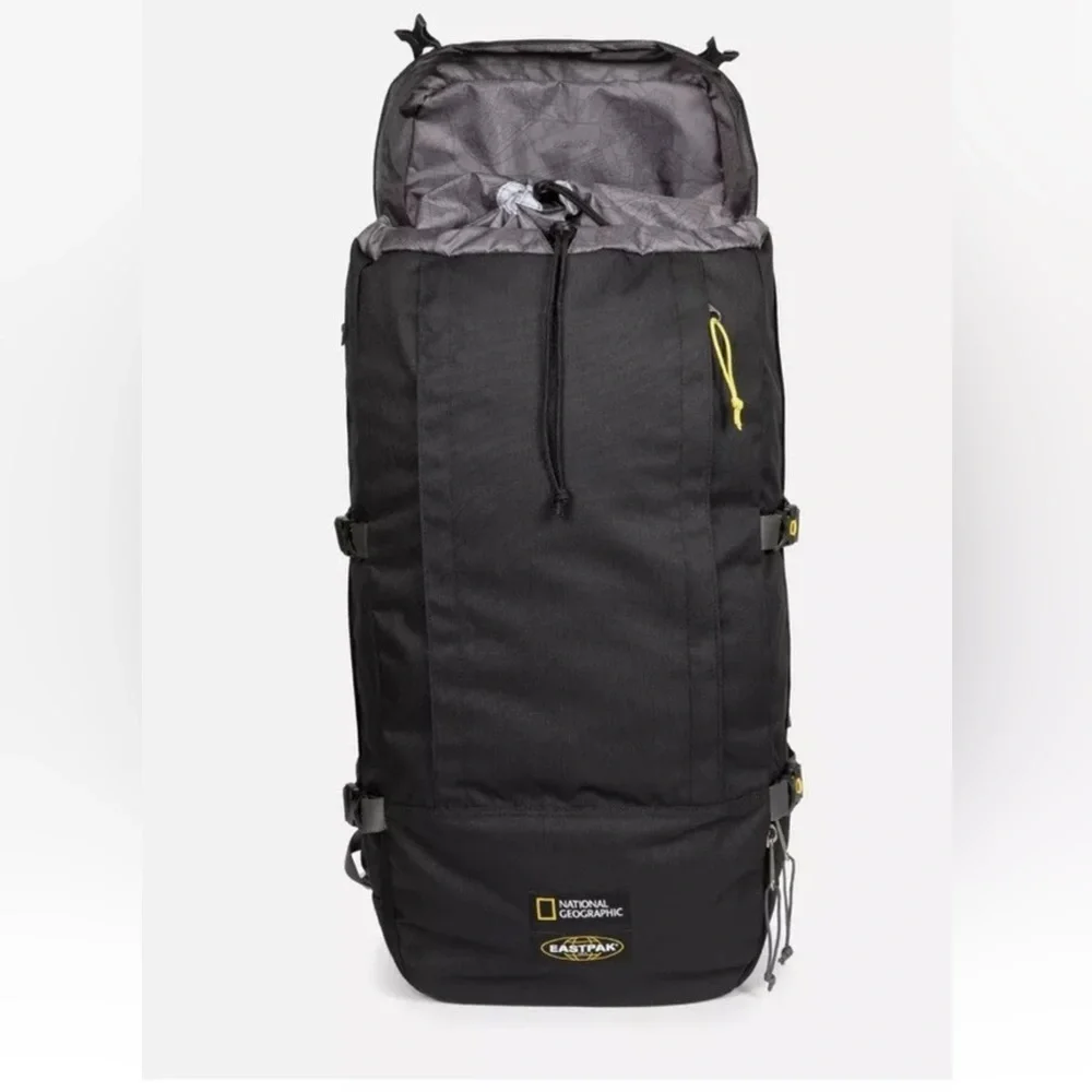 EastPak National Geographic Hiking Pack Black JS0A83DA (113)